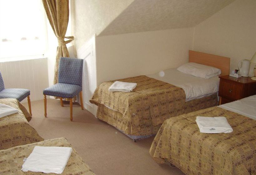 Отель Merith House