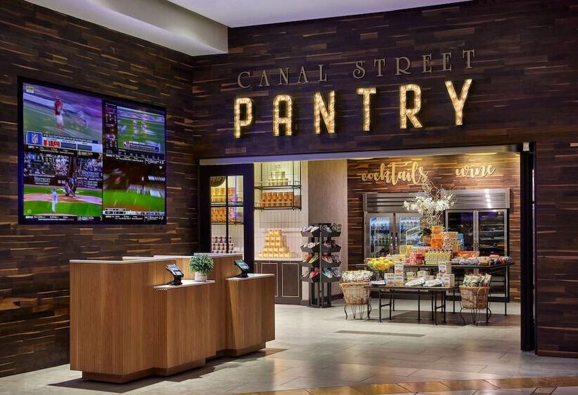 هتل New Orleans Marriott