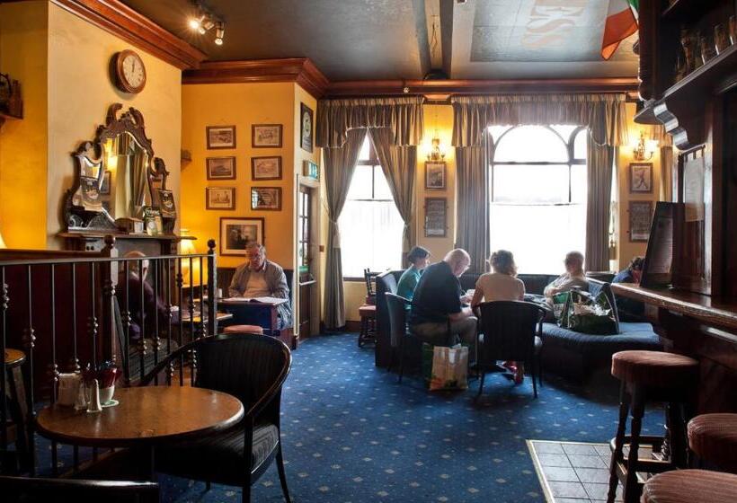 ホテル O Donovan S