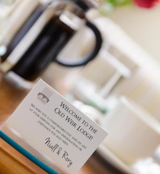בית מלון כפרי Old Weir Lodge