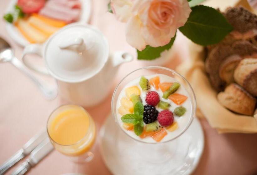 בית מלון כפרי Old Weir Lodge