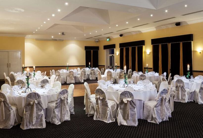 Отель Park Inn By Radisson Shannon Airport