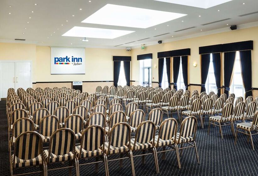 Отель Park Inn By Radisson Shannon Airport