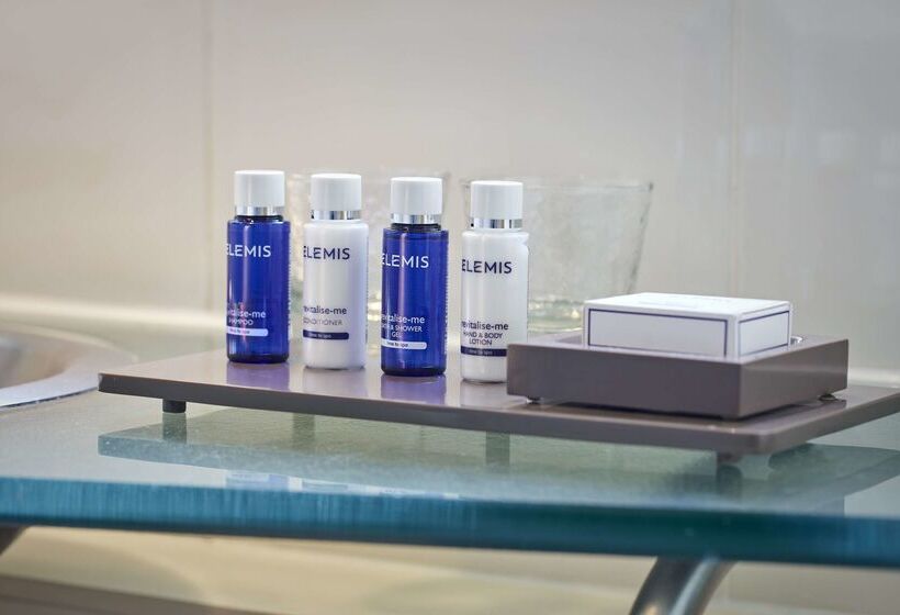 בית מלון כפרי Park Plaza Nottingham