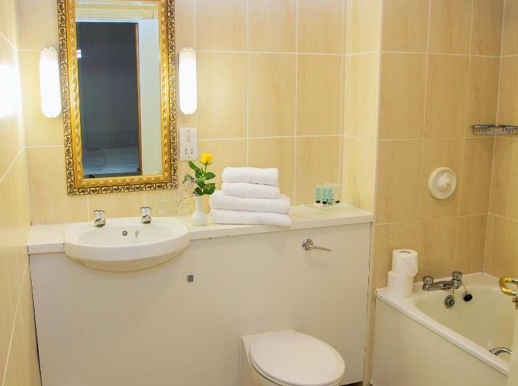 בית מלון כפרי Peacockes