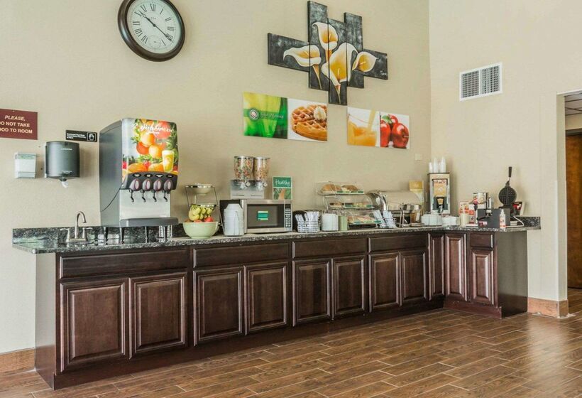 فندق Quality Inn & Suites Near Coliseum And Hwy 231 North