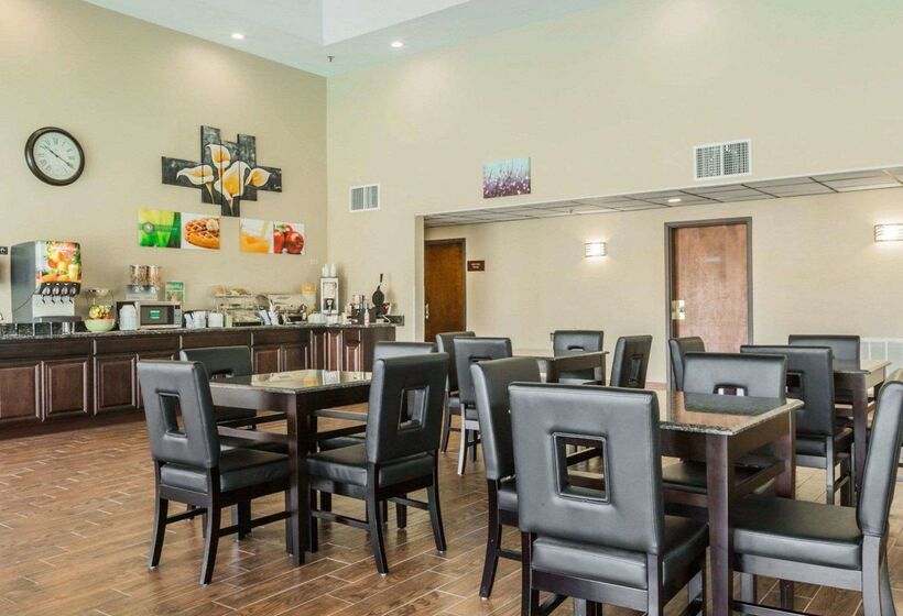 فندق Quality Inn & Suites Near Coliseum And Hwy 231 North