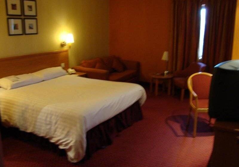 酒店 Ramada Cambridge