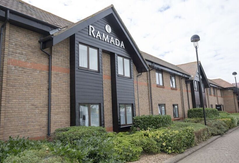 酒店 Ramada Cambridge