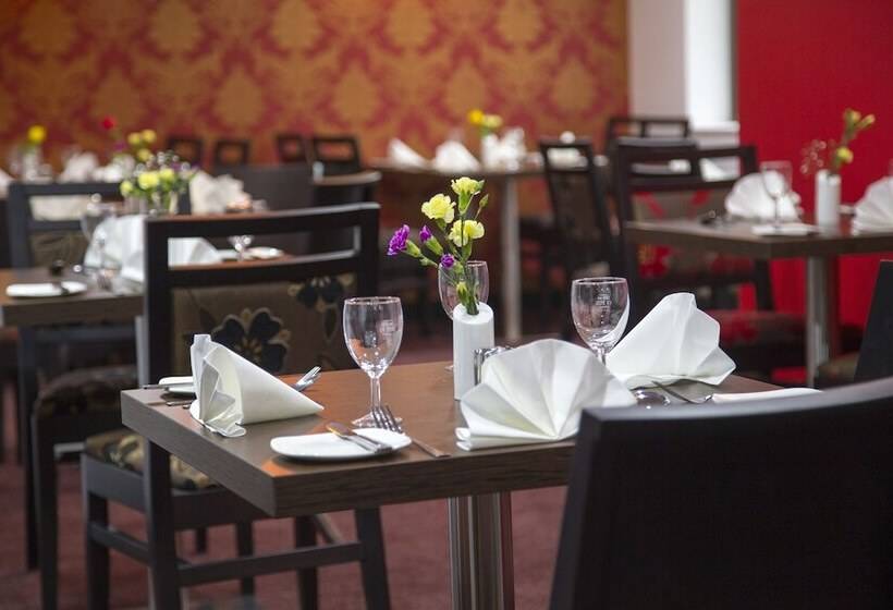 酒店 Ramada Cambridge