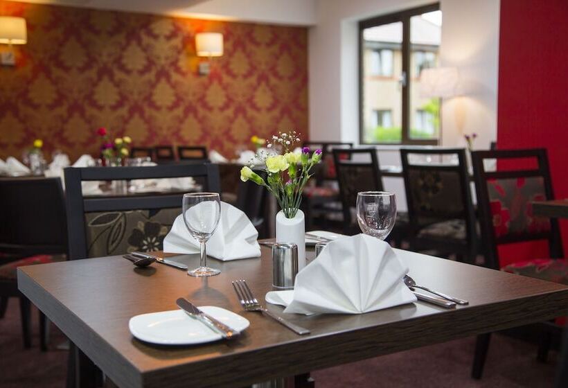 酒店 Ramada Cambridge