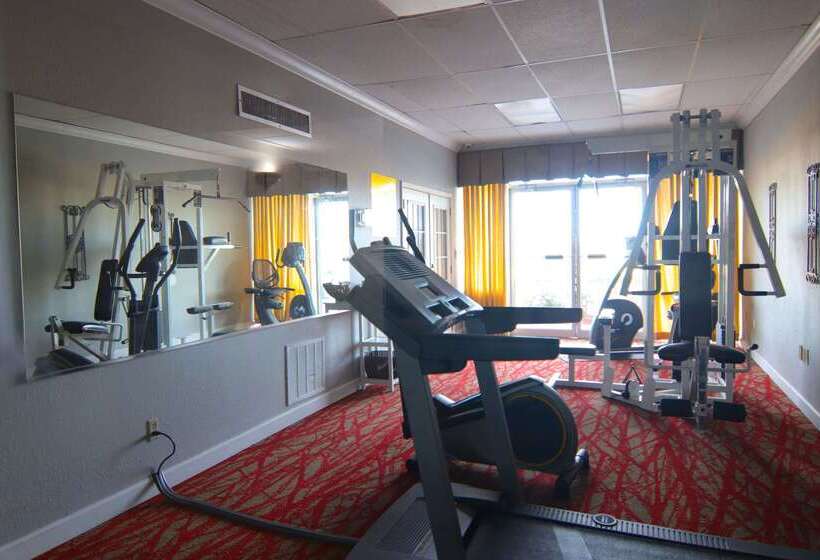 فندق Ramada By Wyndham Davenport Orlando South