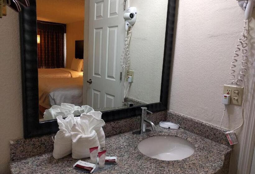 בית מלון כפרי Red Carpet Inn Airport Fort Lauderdale