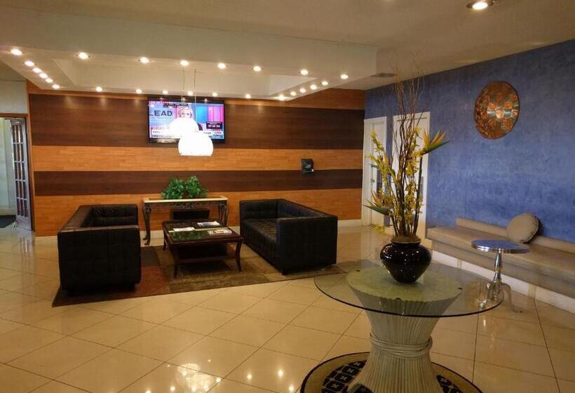 בית מלון כפרי Red Carpet Inn Airport Fort Lauderdale