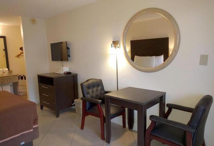 בית מלון כפרי Red Carpet Inn Airport Fort Lauderdale