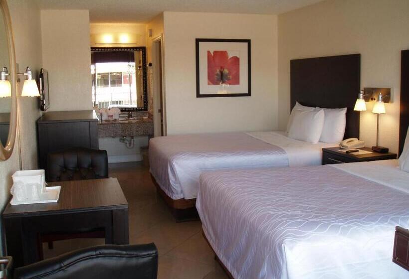 בית מלון כפרי Red Carpet Inn Airport Fort Lauderdale