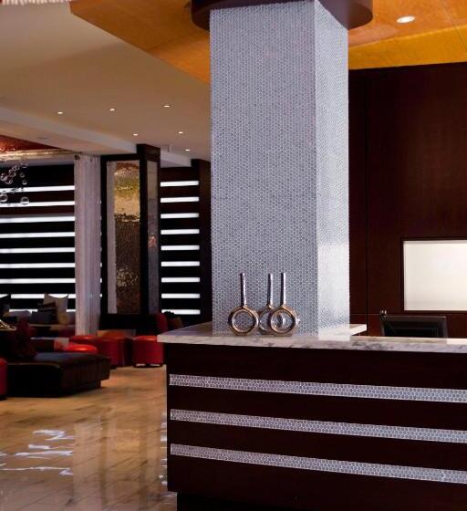 Отель Renaissance New Orleans Pere Marquette French Quarter Area