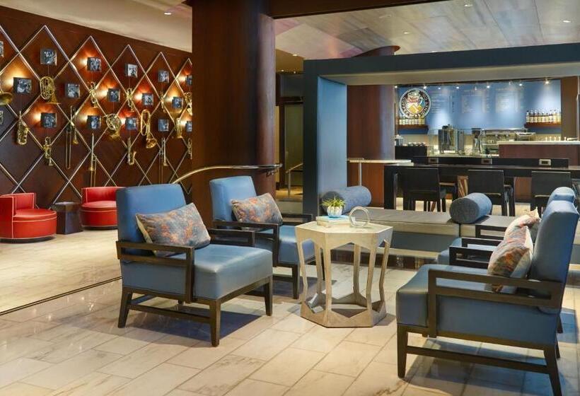 Отель Renaissance New Orleans Pere Marquette French Quarter Area