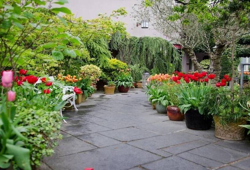 酒店 Riverbank House