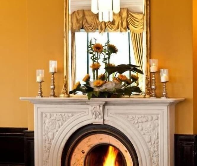 酒店 Riverbank House