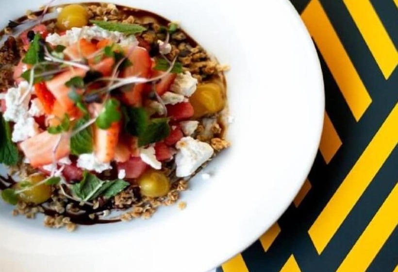 酒店 Riverbank House