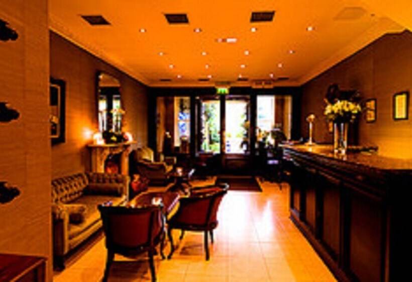 酒店 Riverbank House