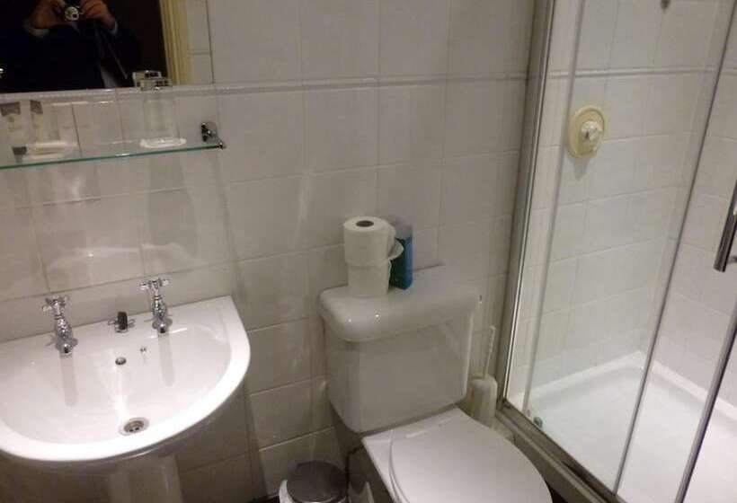 酒店 Riverbank House