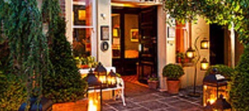 酒店 Riverbank House