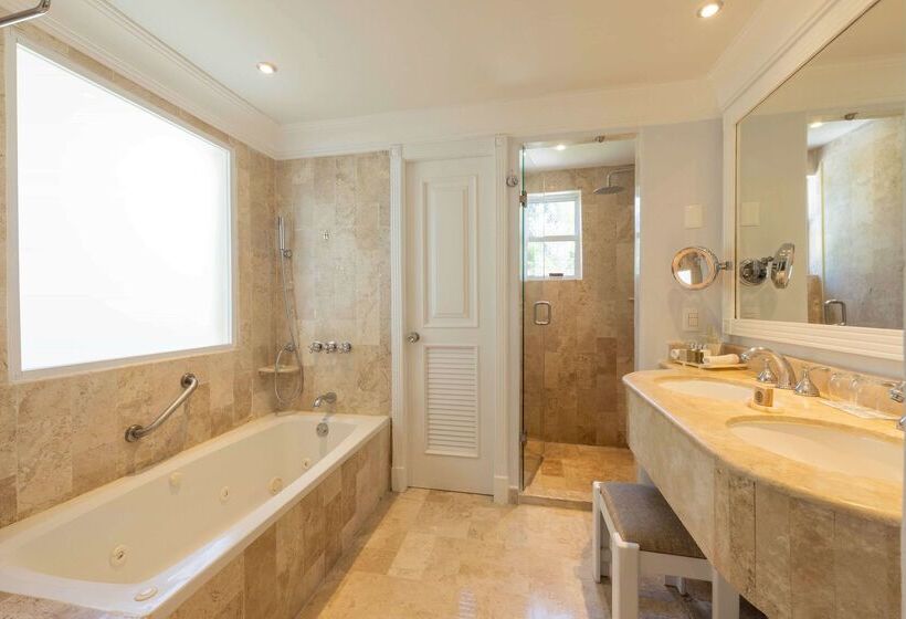 호텔 Royal Hideaway Playacar All Inclusive Adults Only Resort