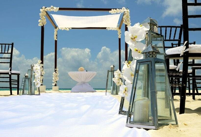 호텔 Royal Hideaway Playacar All Inclusive Adults Only Resort