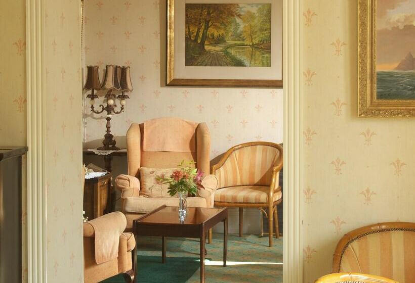 فندق Seaview House