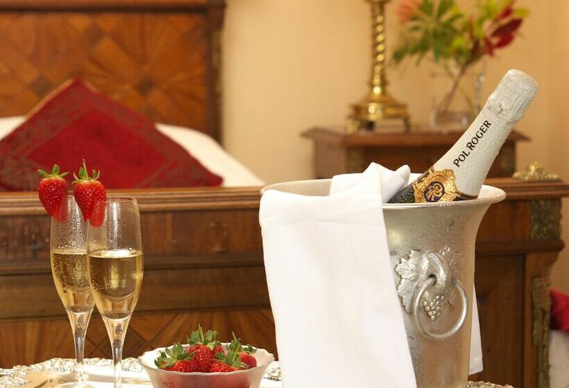 فندق Seaview House