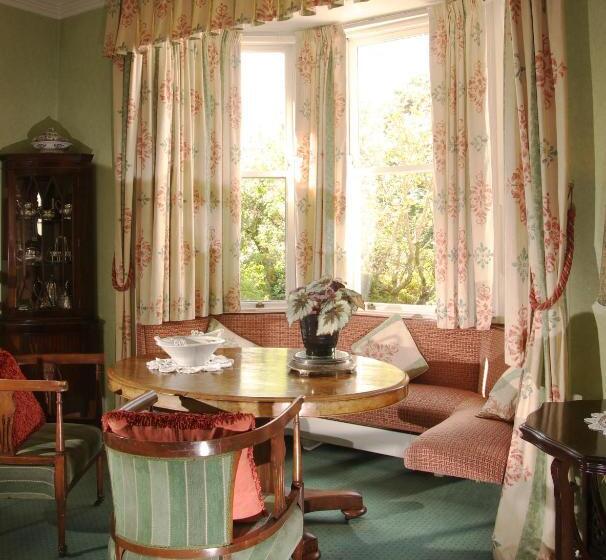 فندق Seaview House