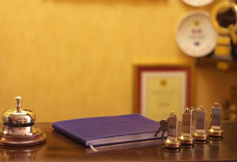 فندق Seaview House