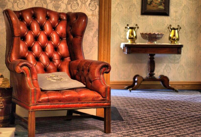 فندق Seaview House