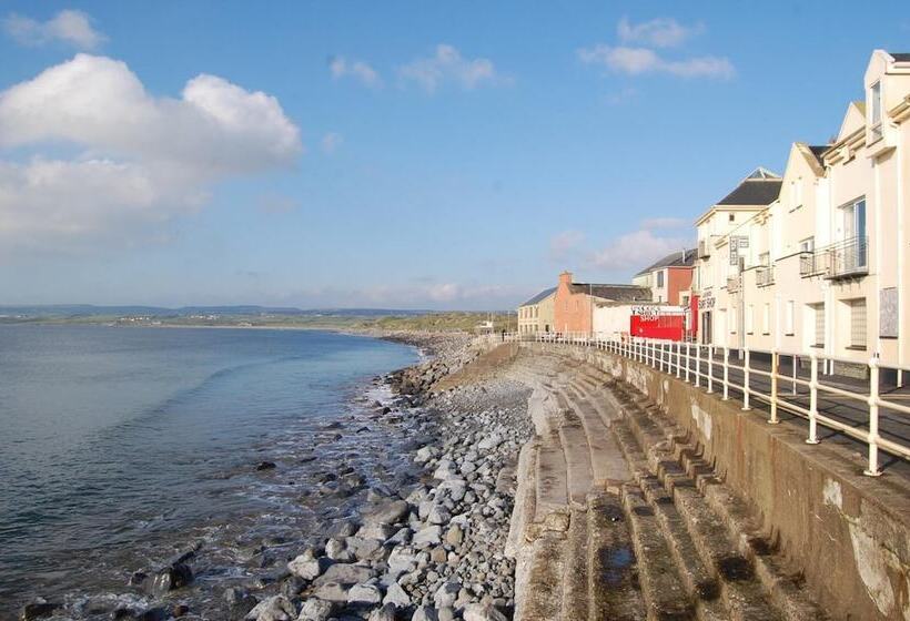 בית מלון כפרי Shamrock Inn