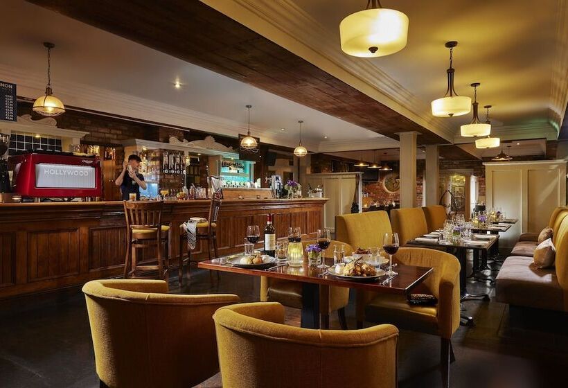 Отель Shannon Springs