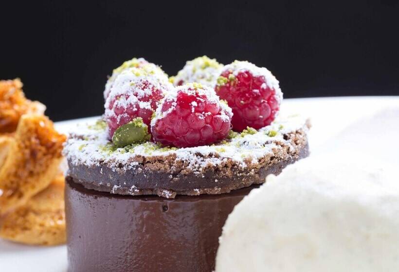 Sheedys Boutique Hotel & Restaurant