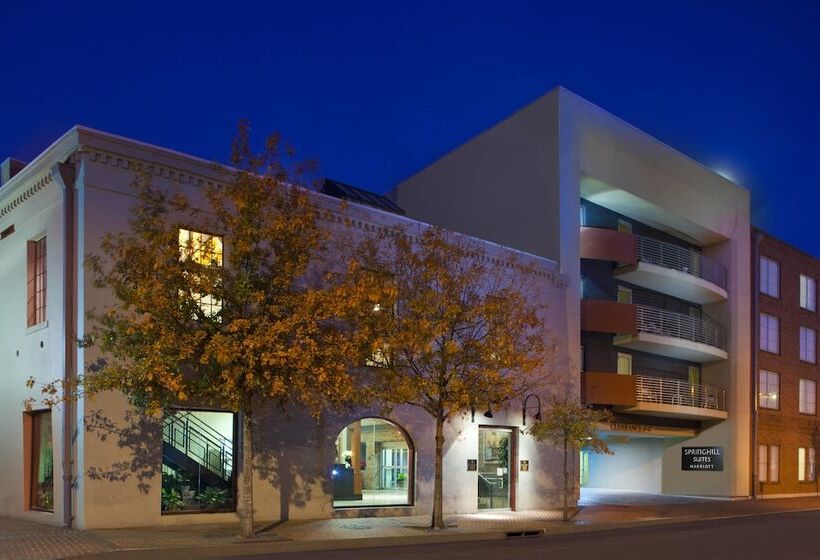 هتل Springhill Suites By Marriott New Orleans Warehouse Arts District