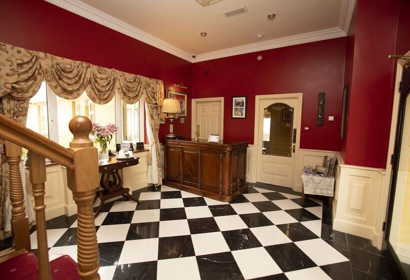 فندق The 19th Golf Lodge