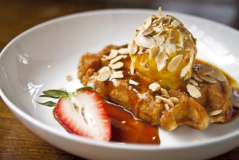 בית מלון כפרי Chapter House