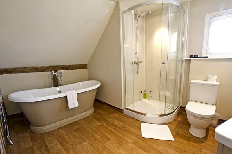 בית מלון כפרי Chapter House