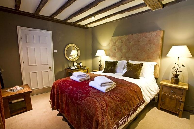 בית מלון כפרי Chapter House