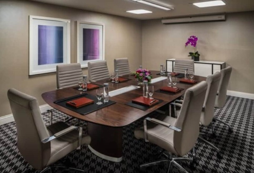 فندق The Commerce Casino &