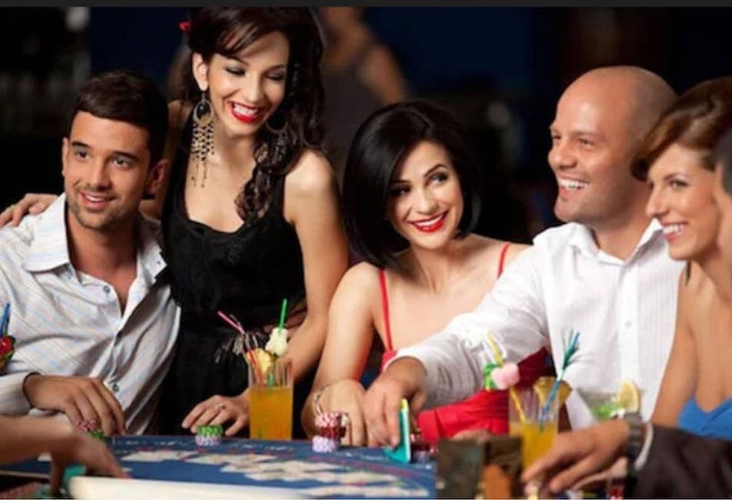 בית מלון כפרי The Commerce Casino &