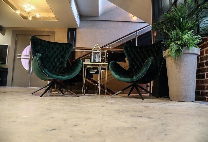 ホテル The Lansdowne