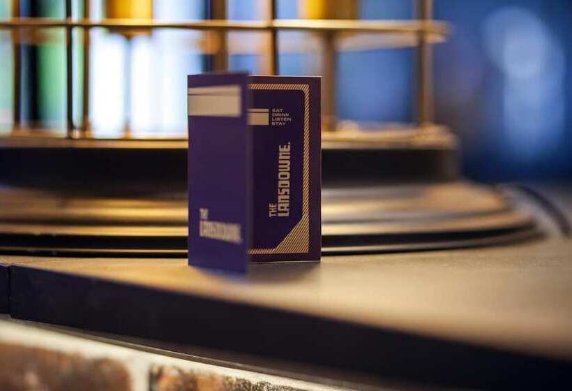 ホテル The Lansdowne