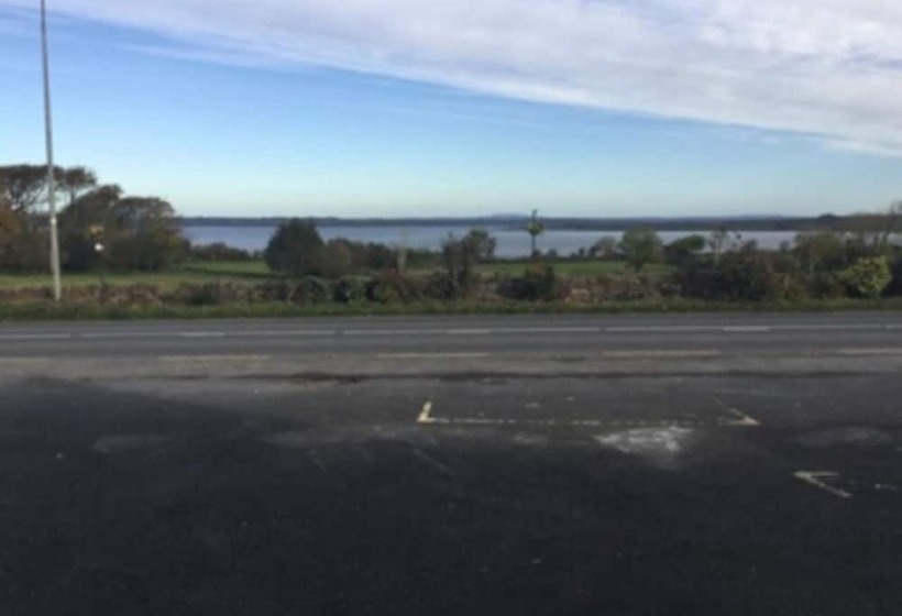 Отель The Lanterns