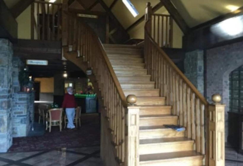 Отель The Lanterns