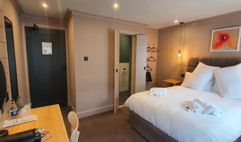 ホテル The Lemon Leaf Café Bar And Townhouse